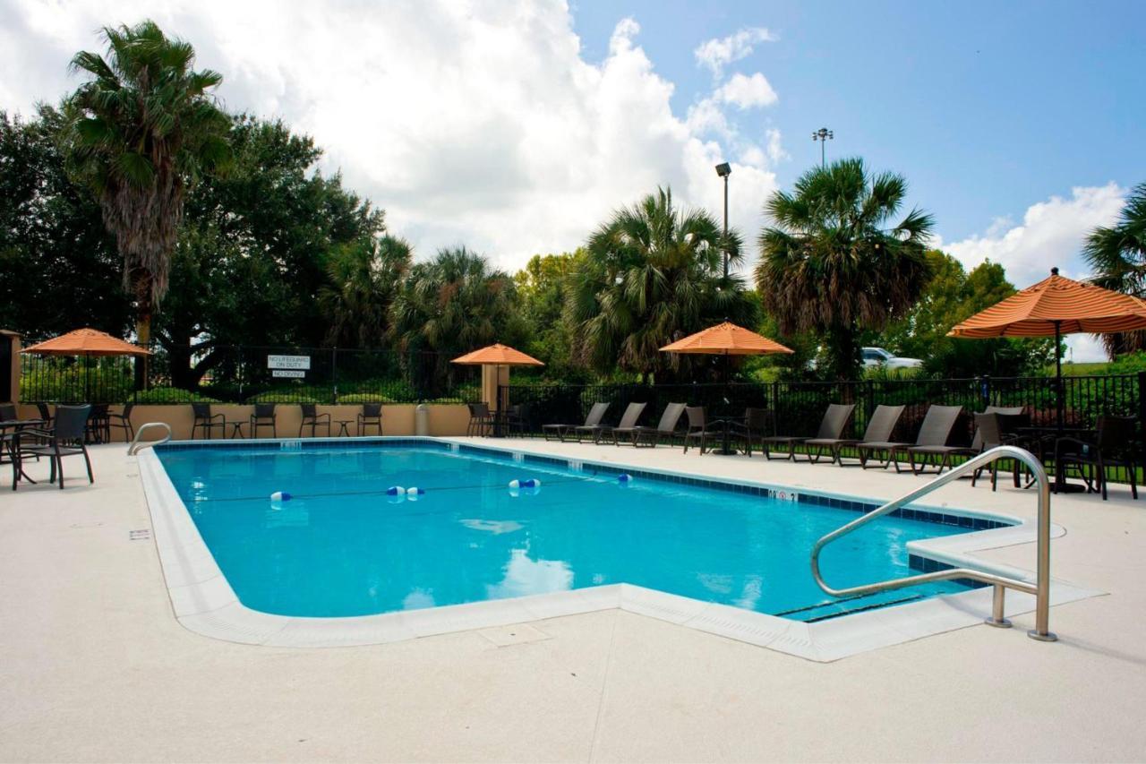Fairfield Inn & Suites By Marriott Valdosta Bagian luar foto